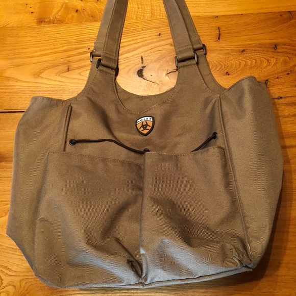 ariat tote bag